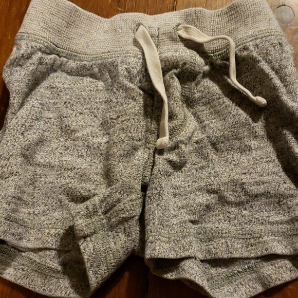 Boys shorts bundle - Picture 5 of 12